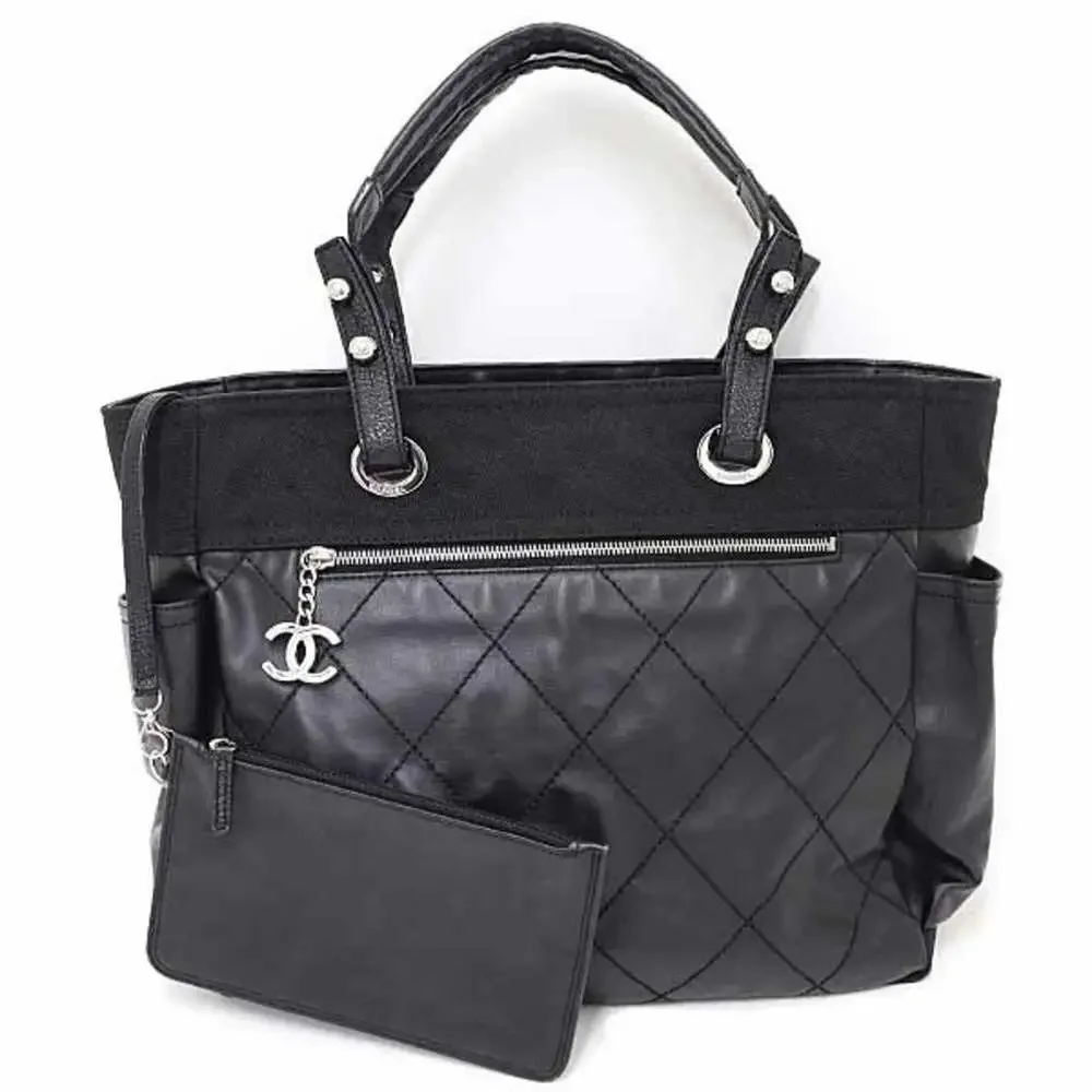 CHANEL Black Shoulder Bag